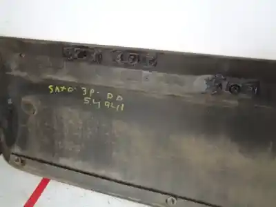 Pezzo di ricambio per auto di seconda mano modanatura per citroen saxo 1.6 vts riferimenti oem iam   835252