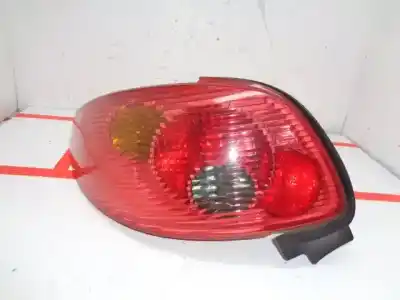 Peça sobressalente para automóvel em segunda mão FAROLIM TRASEIRO ESQUERDO por PEUGEOT 206 CC  Referências OEM IAM  835823 