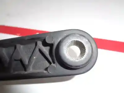 Автозапчастина б/у передній правий річок склоочисника для audi a1 (8x) ambition посилання на oem iam 8x1955408  835413 Автозапчастина б/у передній правий річок склоочисника для audi a1 (8x) ambition посилання на oem iam 8x1955408  835413