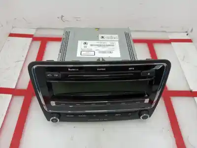 Second-hand car spare part audio system / radio cd for skoda superb combi (3t5) ambition oem iam references 3t0035161k  846067
