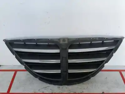 Автозапчастина б/у ПЕРЕДНЯ РЕШІТА для SSANGYONG RODIUS  Посилання на OEM IAM   841544