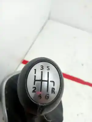 Recambio de automóvil de segunda mano de pomo palanca cambio para renault scenic ii 1.9 dci diesel referencias oem iam  850059 
