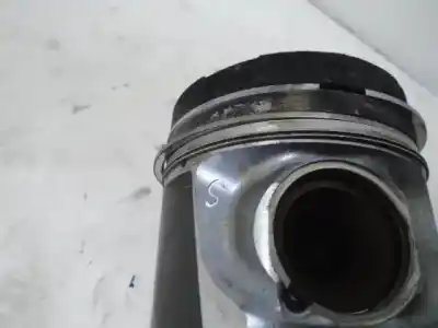 Second-hand car spare part piston for volvo xc70 momentum awd oem iam references   799103