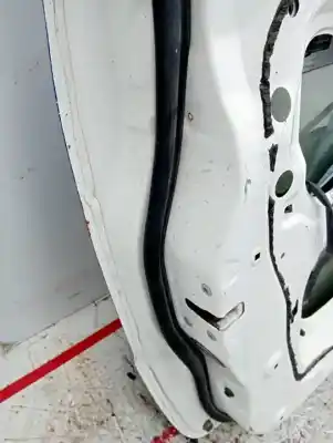 Second-hand car spare part left front door for mitsubishi montero (v80/v90) 4m41 oem iam references   