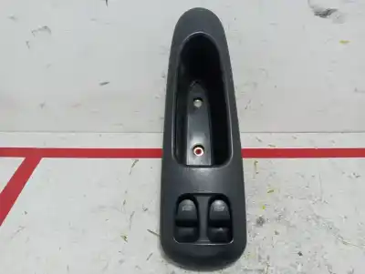 Pièce détachée automobile d'occasion COMMANDE DE LÈVE VITRE AVANT GAUCHE pour ALFA ROMEO 156 (116)  Références OEM IAM 156016081  855198