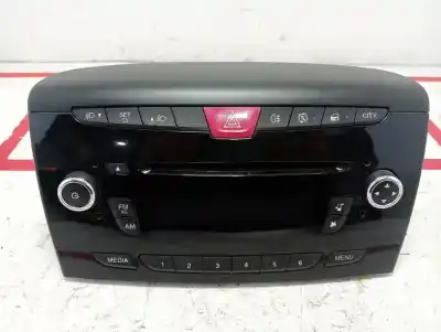 Peça sobressalente para automóvel em segunda mão sistema de áudio / rádio cd por lancia ypsilon (402) silver referências oem iam 7642324316