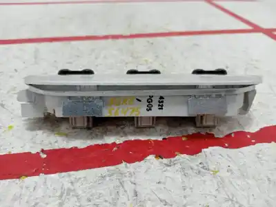 Peça sobressalente para automóvel em segunda mão luz interior por nissan juke (f15) tekna sport referências oem iam 