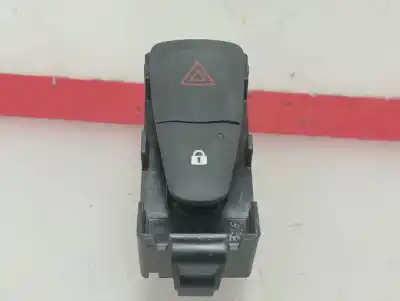 Second-hand car spare part hazard warning lights for dacia sandero sl eficacia oem iam references 252905668rb