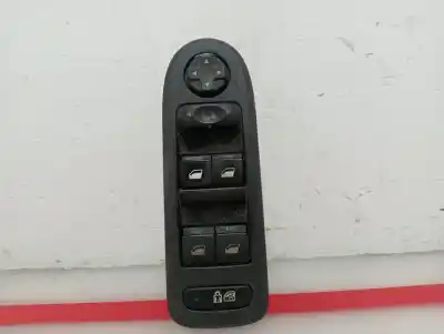 Pezzo di ricambio per auto di seconda mano interruttore alzacristalli anteriore sinistro per citroen c5 station wagon premier riferimenti oem iam 96660257xt