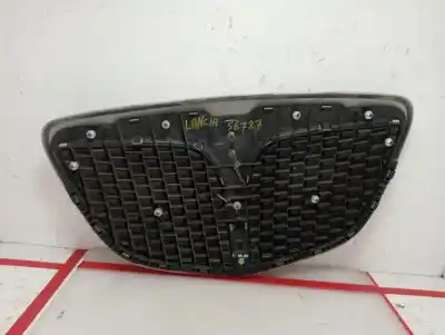 Автозапчасти б/у передняя решетка за lancia ypsilon (101) 1.3 jtd cat ссылки oem iam 735349457  860574
