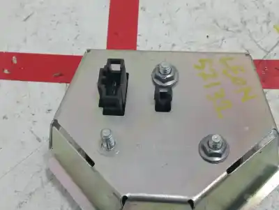 Автозапчасти б/у внешняя ручка ворот за seat leon (5f1) reference ссылки oem iam 5f0827565b  866161