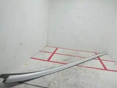 Peça sobressalente para automóvel em segunda mão molduras frontais por peugeot 3008 allure referências oem iam 9682757880