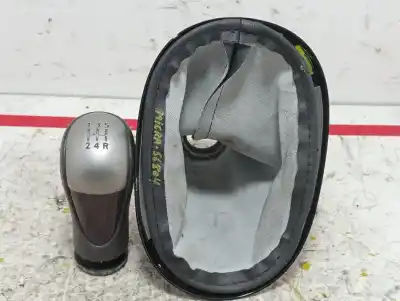 Pezzo di ricambio per auto di seconda mano pomello della leva del cambio per nissan micra (k13) tekna riferimenti oem iam 