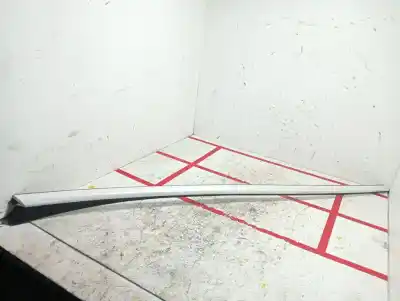 Peça sobressalente para automóvel em segunda mão molduras frontais por peugeot 3008 allure referências oem iam 9682757980