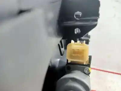 Peça sobressalente para automóvel em segunda mão elevador de vidros dianteiro direito por ford fiesta (ccn) trend referências oem iam 8a6114553b  869432
