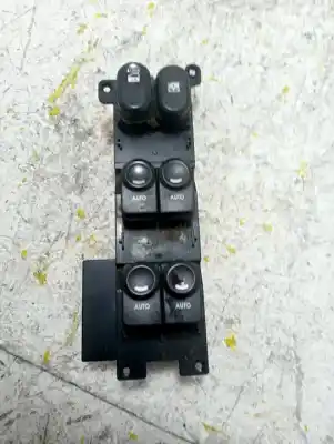 Pezzo di ricambio per auto di seconda mano interruttore alzacristalli anteriore sinistro per hyundai i30 comfort riferimenti oem iam 935702l000