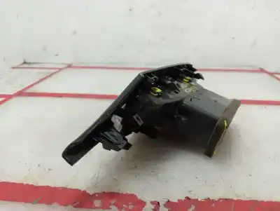 Pezzo di ricambio per auto di seconda mano aeratore per opel corsa e design line riferimenti oem iam   871860 Pezzo di ricambio per auto di seconda mano aeratore per opel corsa e design line riferimenti oem iam   871860