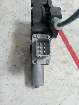 Second-hand car spare part passenger side right window regulator for opel corsa e edition ecoflex oem iam references 13447039  