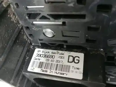 Автозапчасти б/у блок реле/предохранителей за opel corsa e edition ecoflex ссылки oem iam 39036690  875630