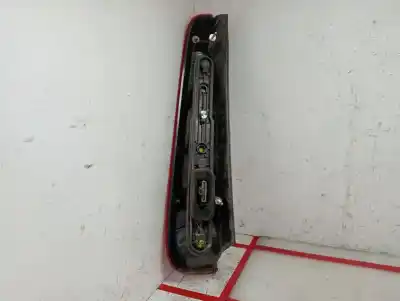 Автозапчастина б/у правий ліхтар для ford focus c-max (cap) ghia (d) посилання на oem iam   