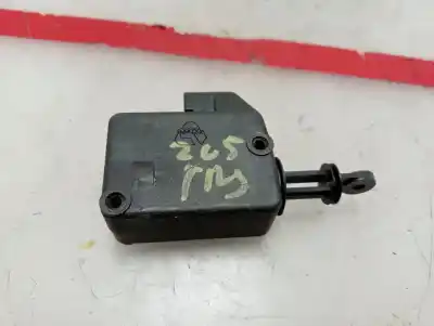 İkinci el araba yedek parçası MERKEZI KAPI KAPATMA MOTORU için PEUGEOT 205 BERLINA  OEM IAM referansları   877089