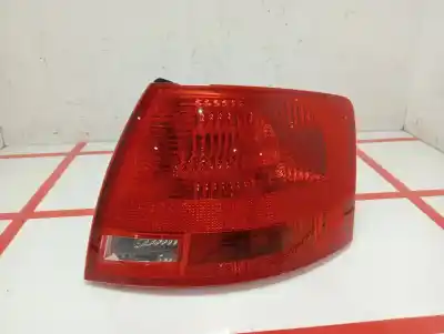 Автозапчасти б/у правый задний фонарь за AUDI A4 AVANT (8E) 2.0 ссылки OEM IAM 8E9945096E  883617