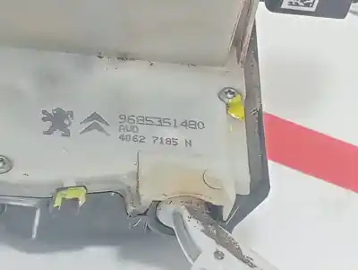 Peça sobressalente para automóvel em segunda mão fechadura da porta dianteira direita por citroen c4 lim. feel edition referências oem iam 9685351480  