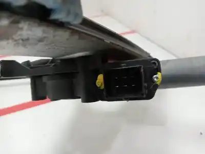 Second-hand car spare part passenger side right window regulator for opel corsa d cmon oem iam references 541613212  879366