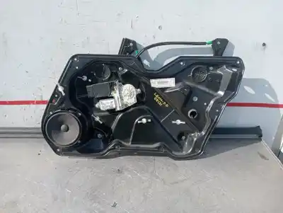 Автозапчастина б/у  для SEAT LEON (1M1)  Посилання на OEM IAM 1J9597802G  