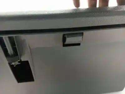 Автозапчастина б/у бардачок для opel corsa d selective посилання на oem iam   