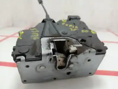 Pezzo di ricambio per auto di seconda mano serratura porta anteriore destra per opel corsa d cosmo riferimenti oem iam 13258274  