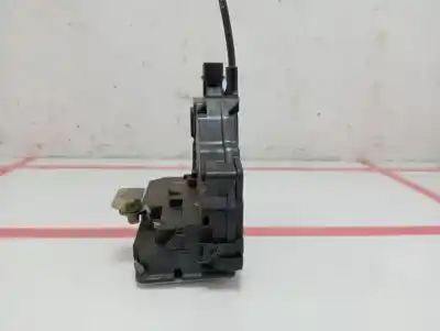 Pezzo di ricambio per auto di seconda mano serratura porta anteriore destra per opel corsa d cosmo riferimenti oem iam 13258274  