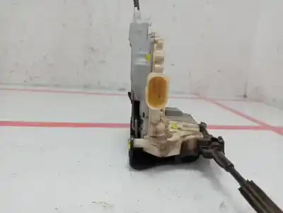 Автозапчастина б/у замок дверей заднього лівого для volkswagen passat variant (3c5) advance посилання на oem iam 3c4839015a  