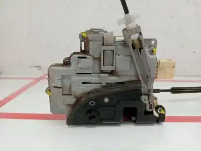 Автозапчастина б/у замок дверей заднього лівого для volkswagen passat variant (3c5) advance посилання на oem iam 3c4839015a  