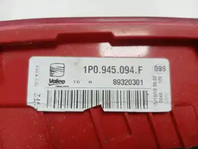 Peça sobressalente para automóvel em segunda mão farolim interior traseiro direito por seat leon (1p1) reference referências oem iam   
