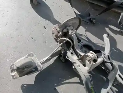 Автозапчастина б/у задня вісь для volkswagen jetta (1k2) advance посилання на oem iam   