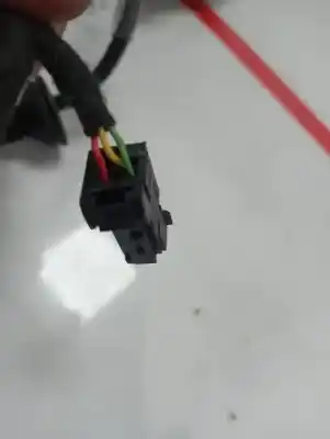 Peça sobressalente para automóvel em segunda mão espelho retrovisor esquerdo por citroen c3 picasso feel referências oem iam 460340008  894284