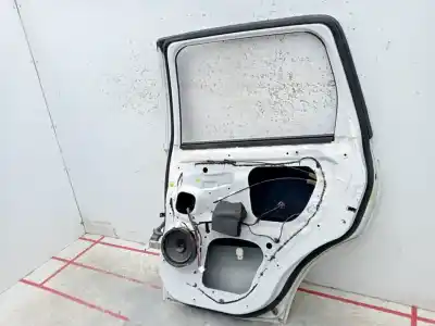 Автозапчасти б/у дверь задняя правая за mitsubishi outlander (cw0) 2.0 di-d intense ссылки oem iam   