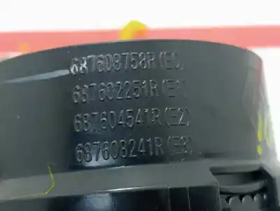 Автозапчастина б/у аератор для dacia dokker ambiance посилання на oem iam 687608758r  