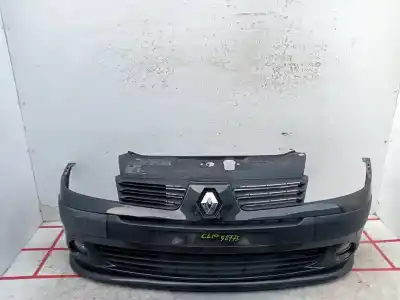 Recambio de automóvil de segunda mano de PARAGOLPES DELANTERO para RENAULT CLIO II FASE II (B/CB0) K9K A7 referencias OEM IAM   