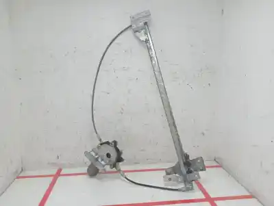 Recambio de automóvil de segunda mano de ELEVALUNAS DELANTERO IZQUIERDO para MERCEDES-BENZ VITO FURGÓN (638) 611980 referencias OEM IAM 0130821667  