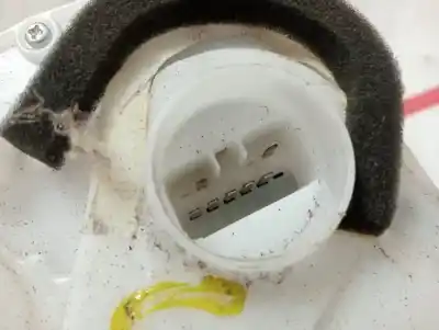 Автозапчасти б/у замок передней правой двери за suzuki swift berlina (mz) gl ссылки oem iam 8220162j30  