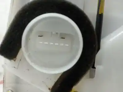 Автозапчасти б/у замок задней правой двери за suzuki swift berlina (mz) gl ссылки oem iam 8230162j20  