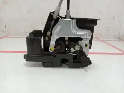 Second-hand car spare part rear left door lock for ssangyong kyron 200 xdi limited oem iam references a045035  900167