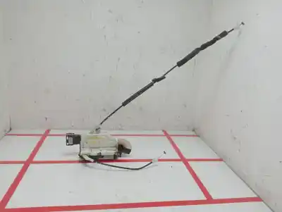 Peça sobressalente para automóvel em segunda mão fechadura da porta dianteira esquerda por peugeot partner kombi outdoor referências oem iam 828406