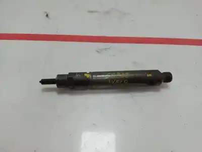 Pezzo di ricambio per auto di seconda mano iniettore per iveco daily furgón 8140.43c riferimenti oem iam 0432193757  