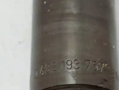 Pezzo di ricambio per auto di seconda mano iniettore per iveco daily furgón 8140.43c riferimenti oem iam 0432193757  
