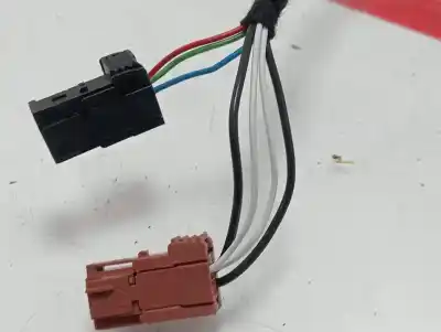 Peça sobressalente para automóvel em segunda mão espelho retrovisor esquerdo por peugeot 208 style referências oem iam   