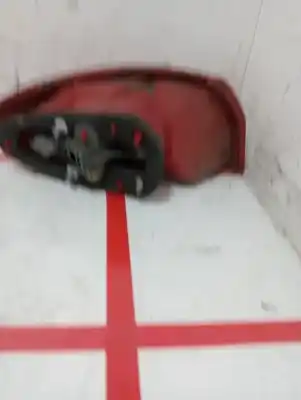 Pezzo di ricambio per auto di seconda mano Luci Posteriori Destra per ALFA ROMEO 147 (190) 1.9 JTD Distinctive Riferimenti OEM IAM 46556347  902701