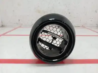 Peça sobressalente para automóvel em segunda mão saída de ar lateral esquerda por renault clio iv zen referências oem iam 687608143r  901741